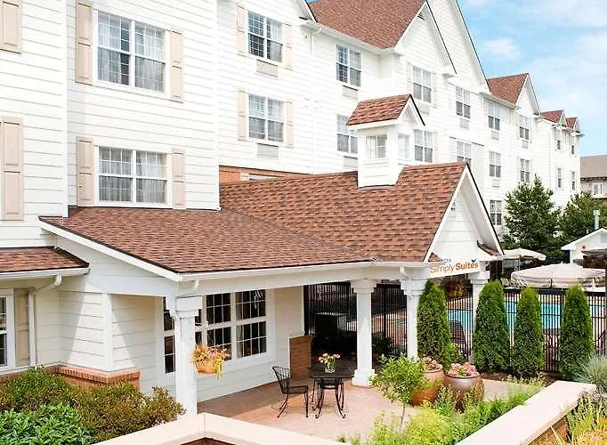 Sonesta Simply Suites Seattle Renton
